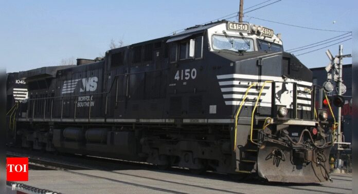 Railroad-merger-buzz-Union-Pacific-posts-18-billion-Q2-profit.jpg