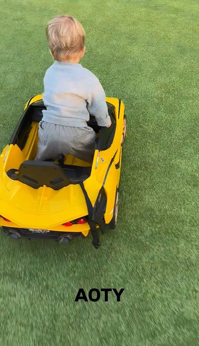 Hailey gushes over Justin Bieber’s shocking Grammy recognition